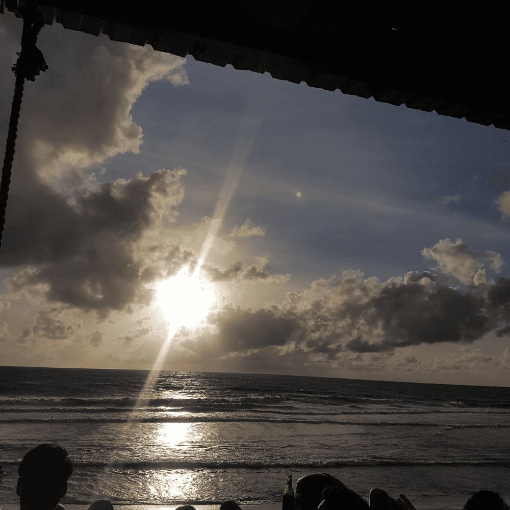 발리 노을 명소 추천 - Batu Belig Beach