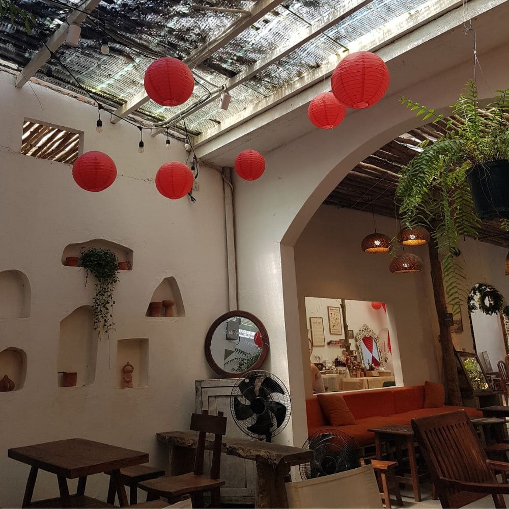 다낭 호이안 카페 추천 - Cam Coffee n More 내부 풍경