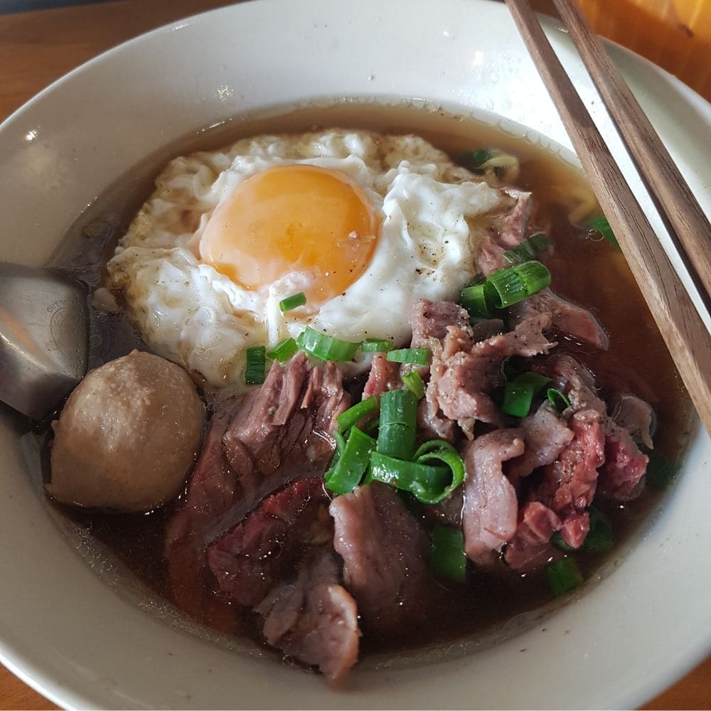 치앙마이 국수 맛집 추천 BEST 3 - phithi 소고기 국수