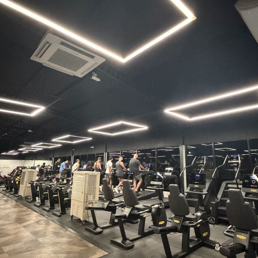 발리 짱구 헬스장 추천 - OBSIDIAN GYM BALI 헬스장 내부
