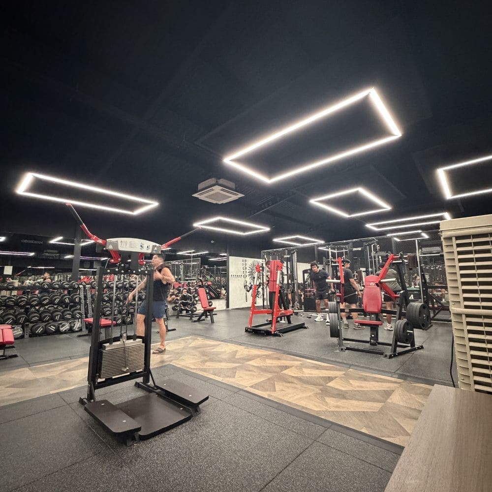 발리 짱구 헬스장 추천 - OBSIDIAN GYM BALI 헬스장 내부
