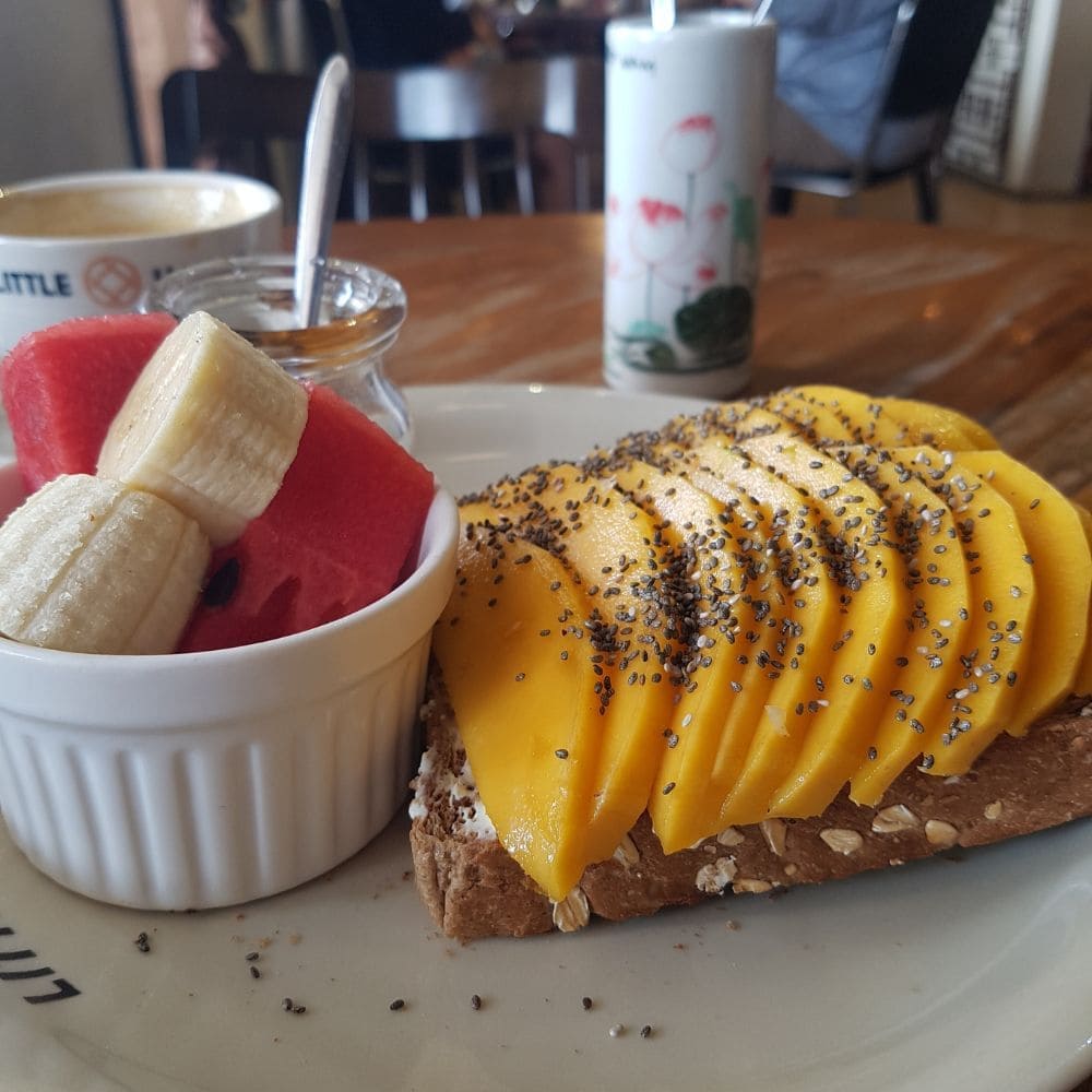 다낭 에그커피 맛집 추천 - 리틀 하노이 망고 토스트
