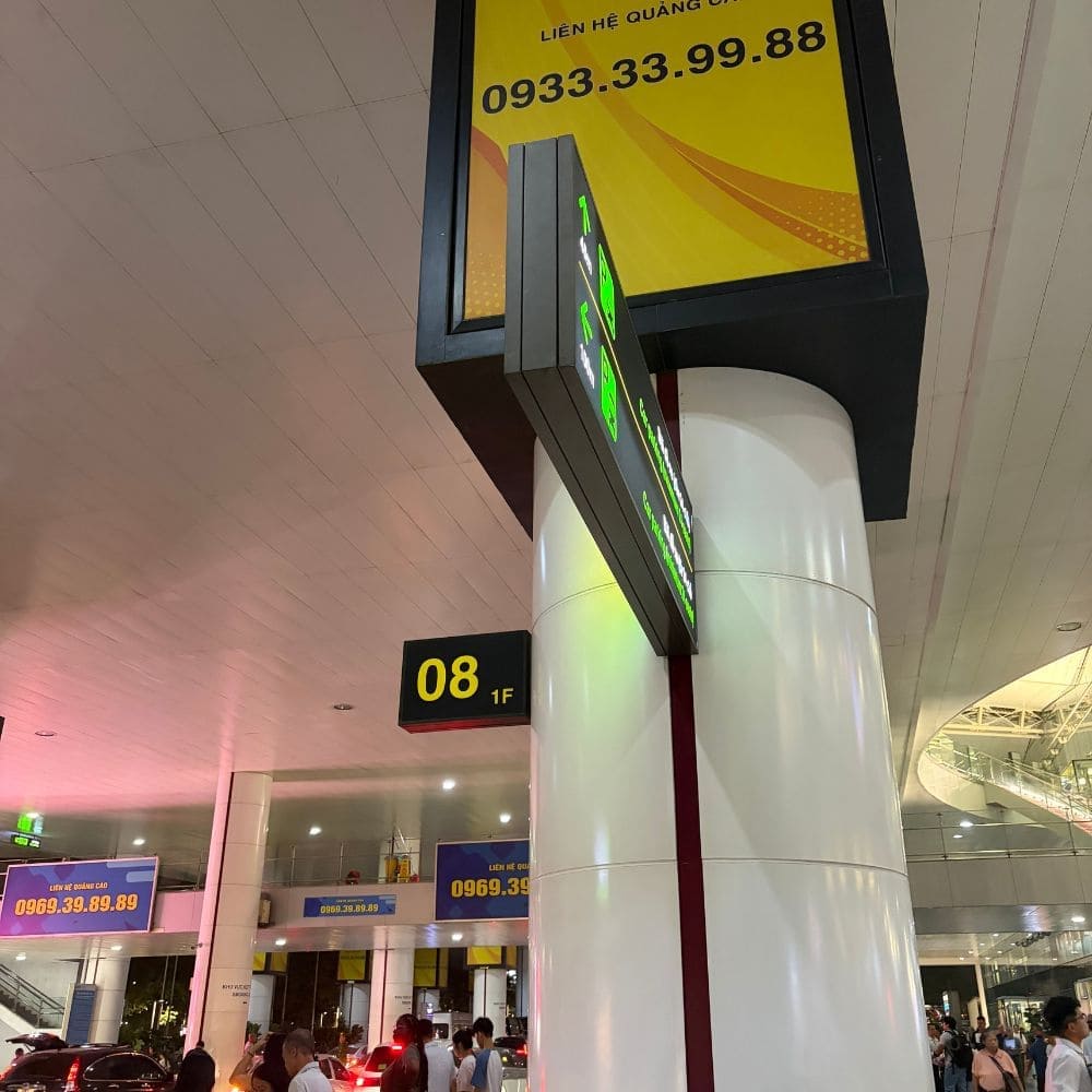 비엣젯항공 국제선 탑승 후기 - 비엣젯항공 착륙 후 하노이 공항 풍경